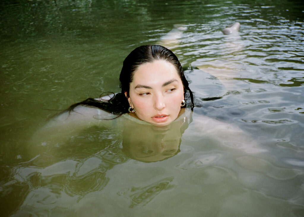 Yumi Nu entrances listeners further into her sonic world with new single ‘Illusions’
