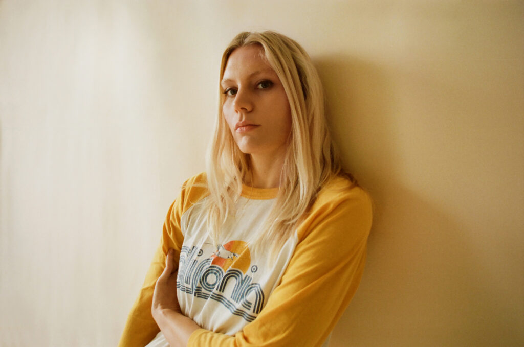 VIDEO PREMIERE: Al Costelloe channels west coast vibes on visually stunning video for ‘California’
