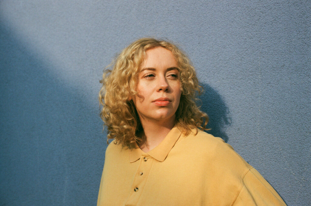 Lizzie Reid shares haunting new track ‘Love Of Her Life’