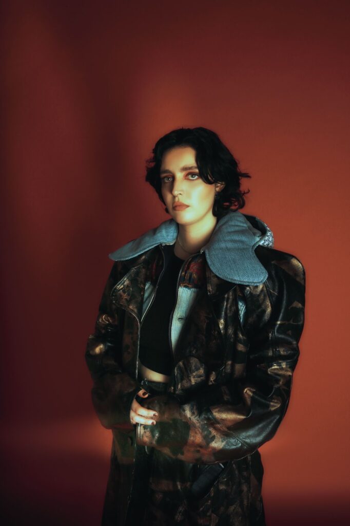 Gia Ford unveils new alt-pop track ‘Car Crash For Two’