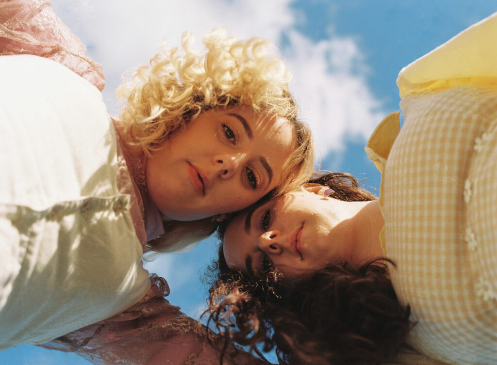 Oceanique reveal new single ‘Like I’m Living’
