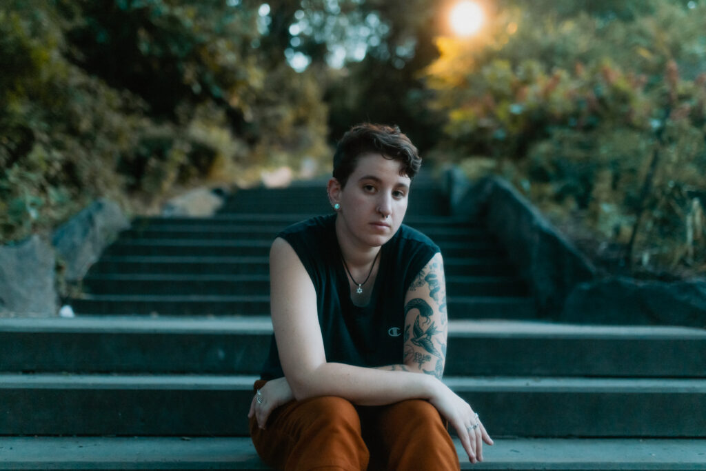 Mae Krell shares new single ‘tooth fairy’