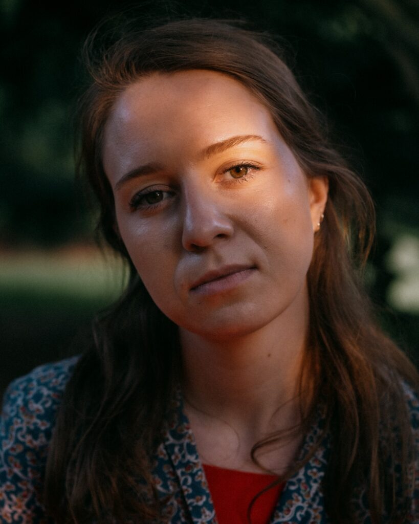 Neev releases pensive new single ‘Seawall’