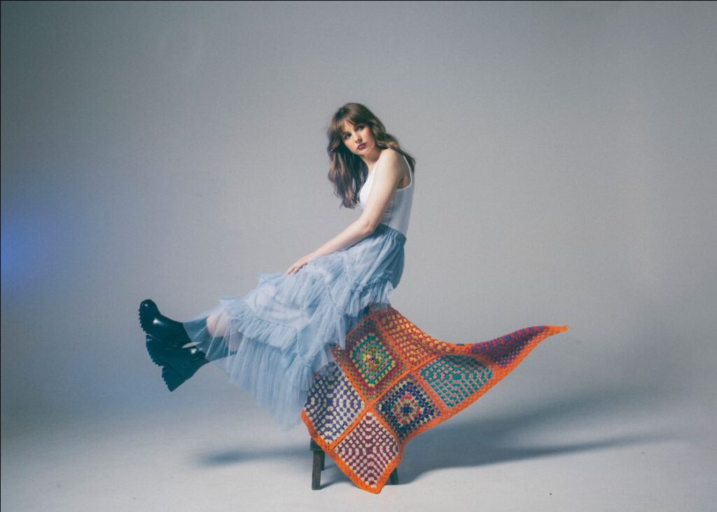 Gena Rose Bruce releases new single – a co-write with Bill Callahan – ‘Foolishly In Love’