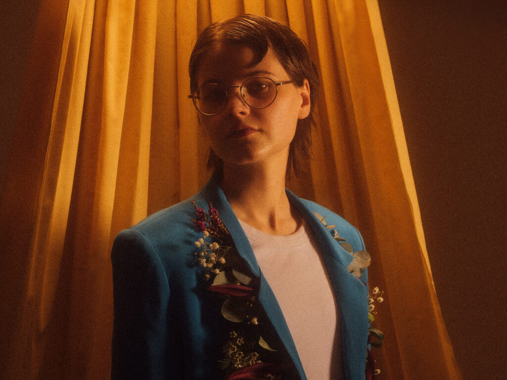 PRISCILLA delight with their new single ‘Lose Control’
