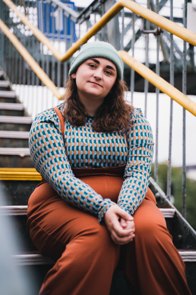Rachel Grace is set to pull at emotions with her brand new single ‘Rough Patch’