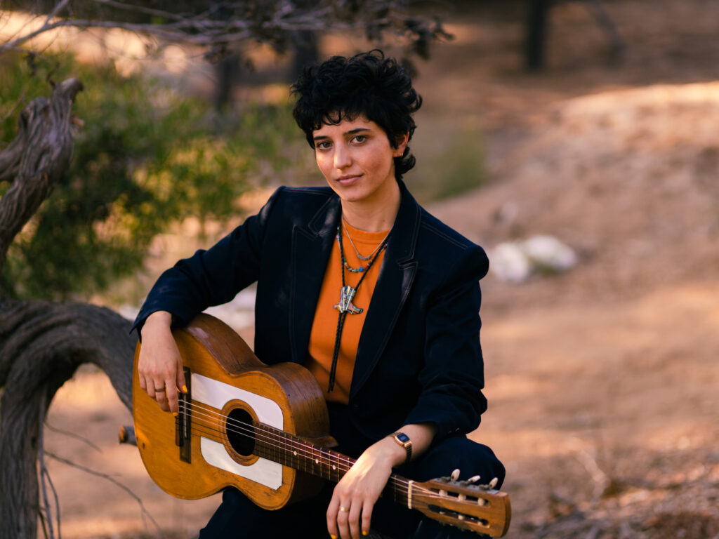 Jess Kallen shares new single ‘A Garden Bed of Thistle Weeds’