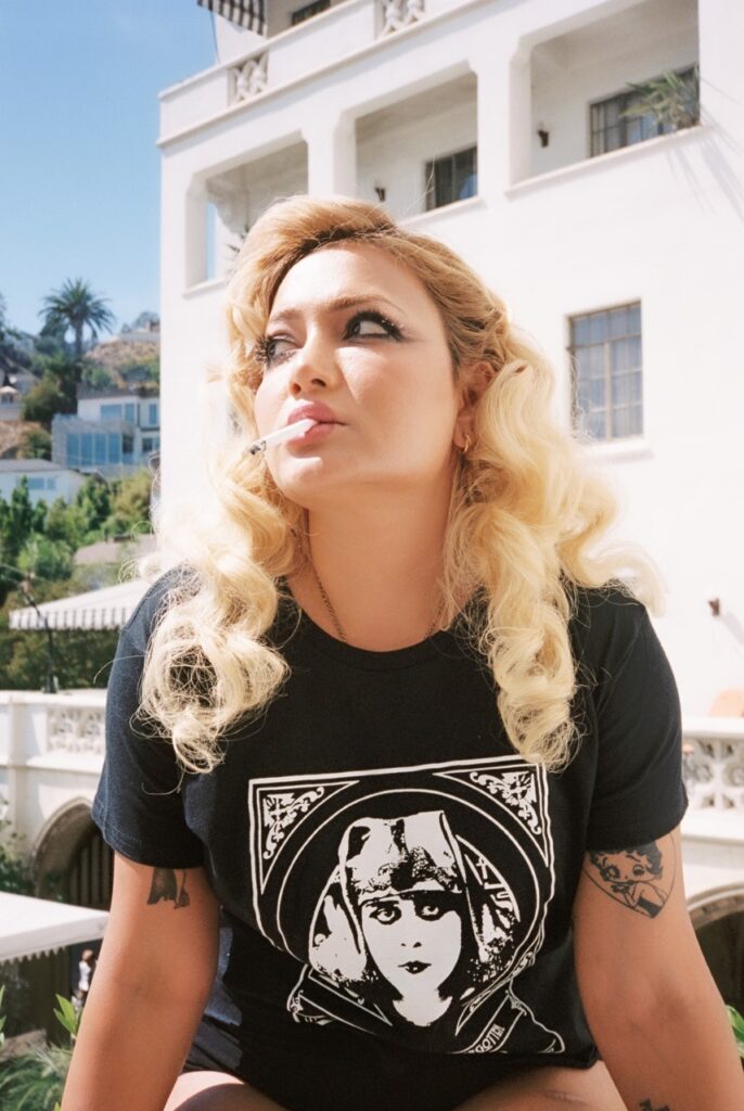 Lux Lyall releases thought-provoking new single ‘Draw Blood’