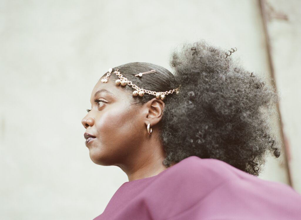 Yazmin Lacey shares new song ‘Bad Company’