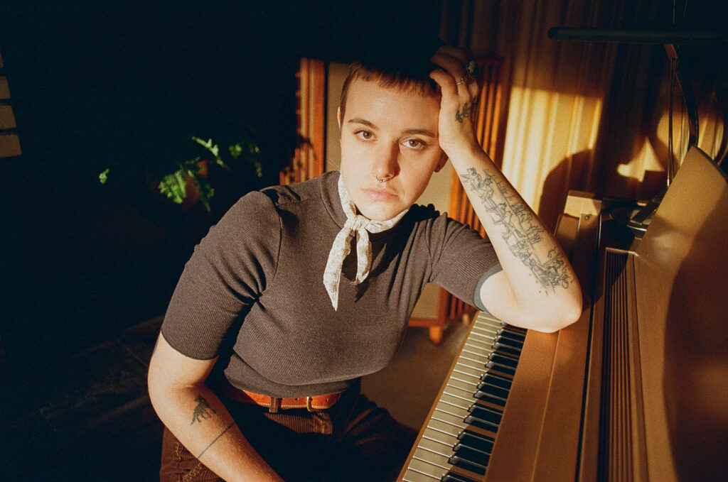 Cat Clyde shares new single ‘I Feel It’