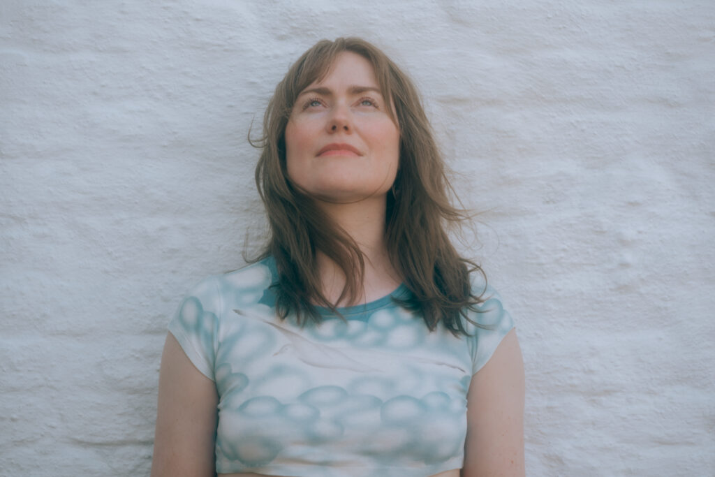Signe Marie Rustad shares new single ‘Waiting’ 