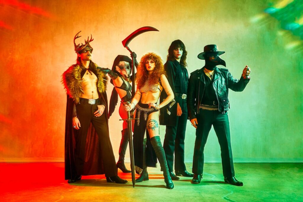 UK PREMIERE: Castle Rat share brand new single & video ‘Dagger Dragger’