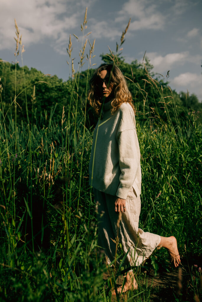 Francesca Louise releases new single ‘The Sea’