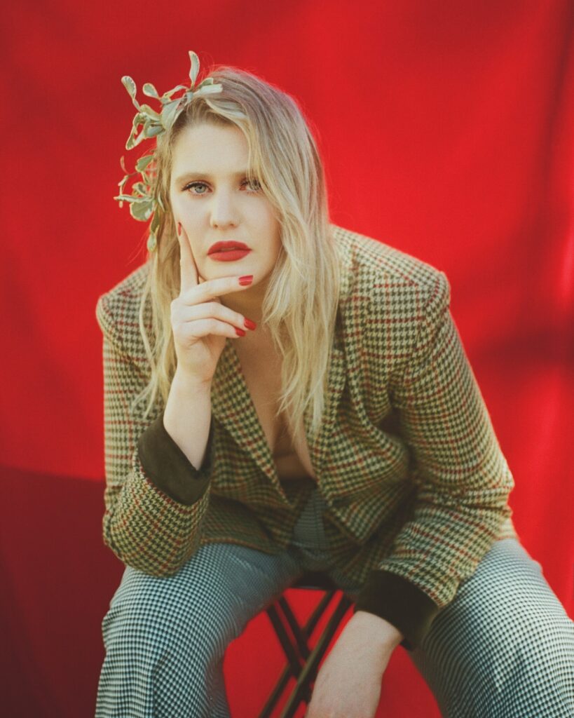 Cherry Angel shares nostalgic indie love tale ‘Cherry Dream’