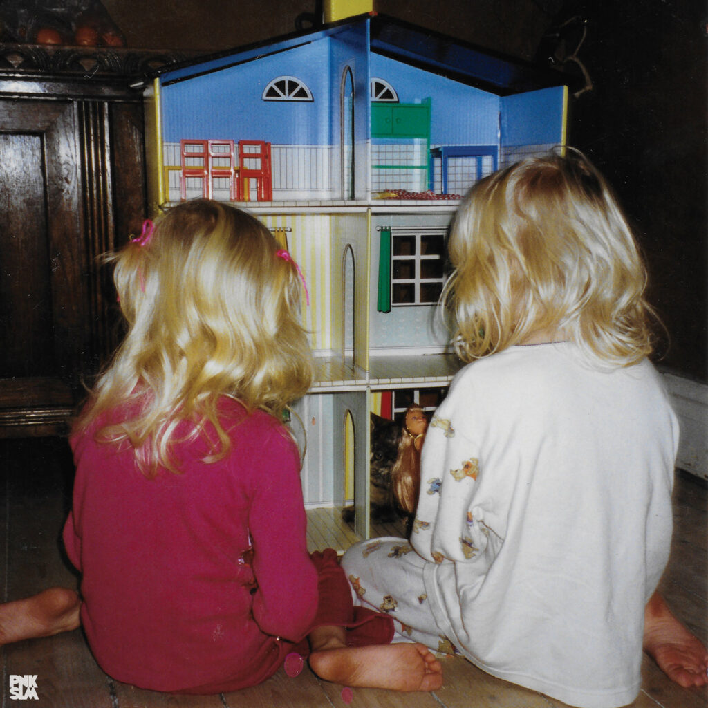 7ebra announce debut album Bird Hour. New single ‘I Like to Pretend’ out now