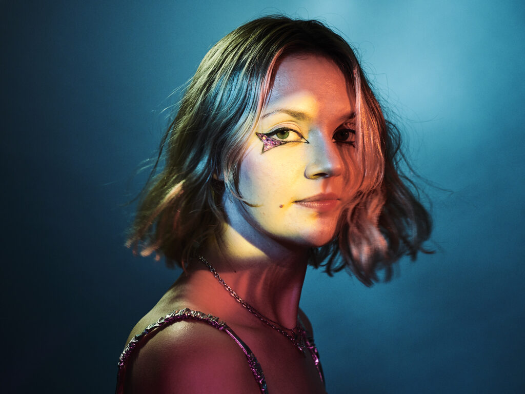 Kate Davis shares new track ‘Long Long Long’