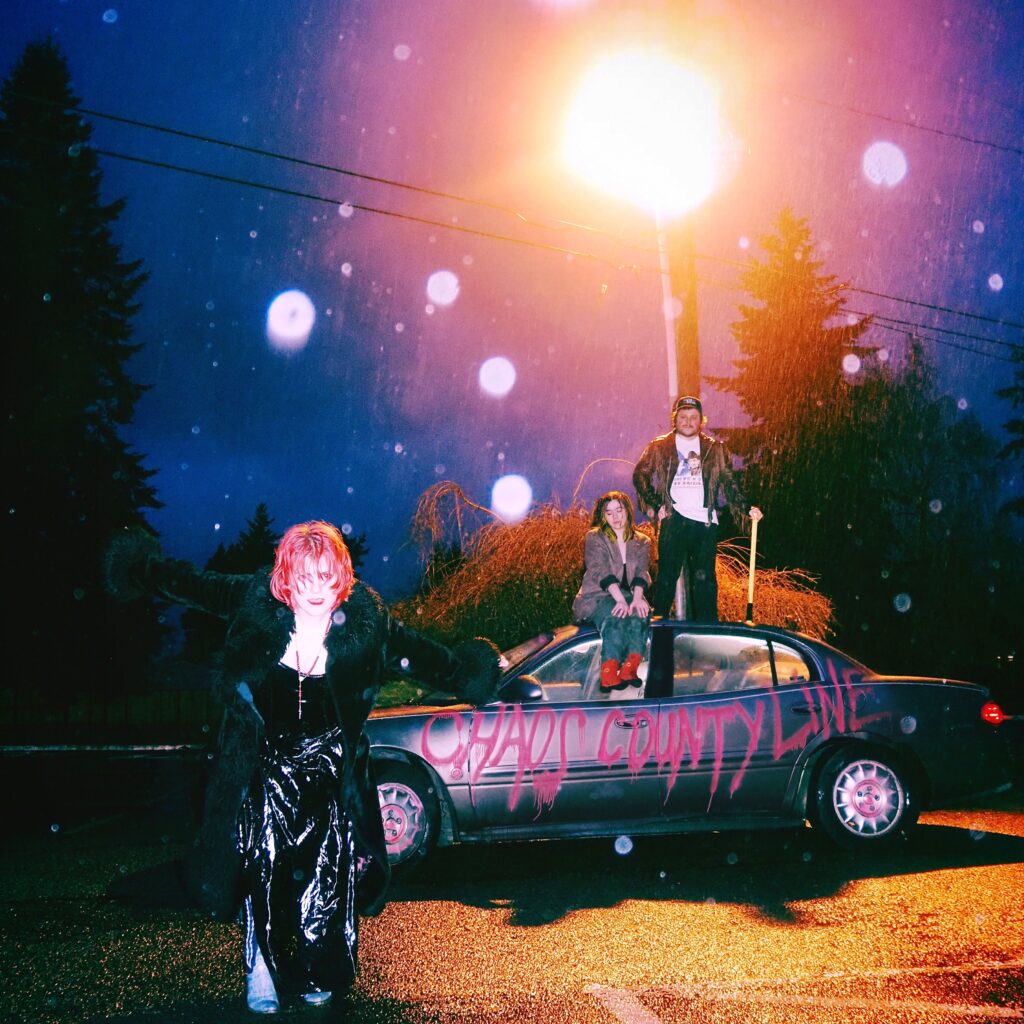 Skating Polly announce new album Chaos Country Line & share frenetic new single ‘Hickey King’