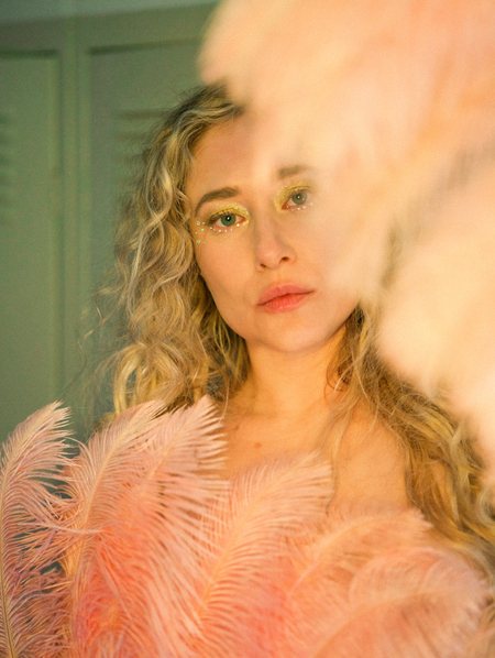 You are currently viewing Anna Rose shares new single ‘Alameda’