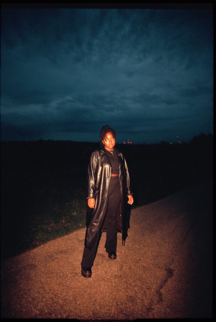 Ashaine White releases latest grunge-soul track ‘Right Here’