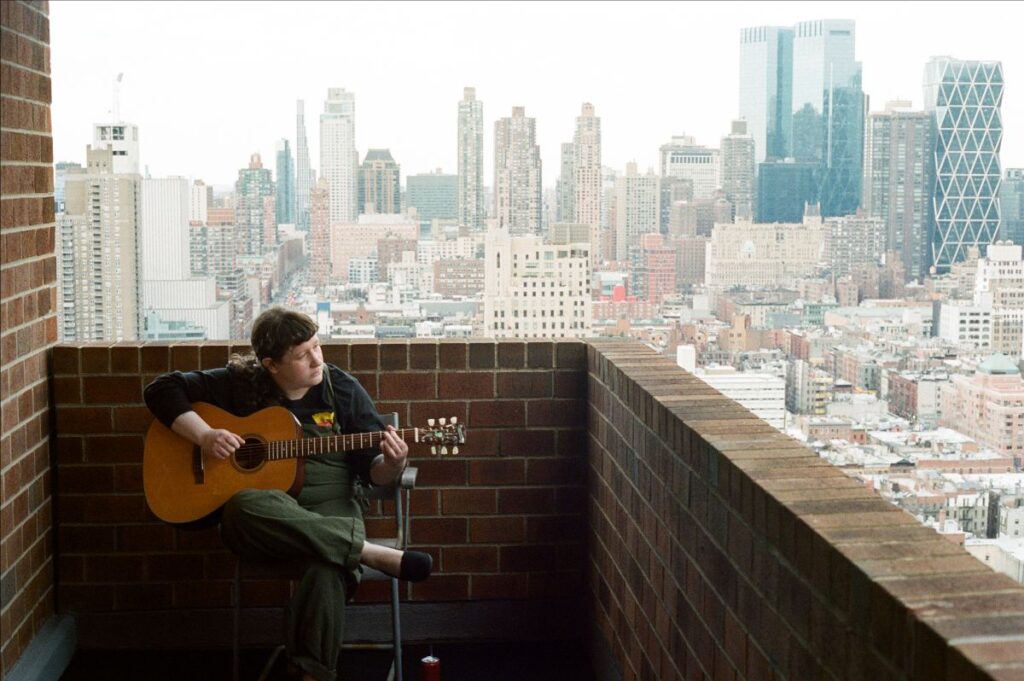Joanna Sternberg presents new single ‘People Are Toys To You’