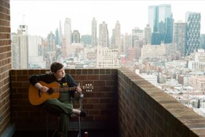 Read more about the article Joanna Sternberg presents new single ‘People Are Toys To You’