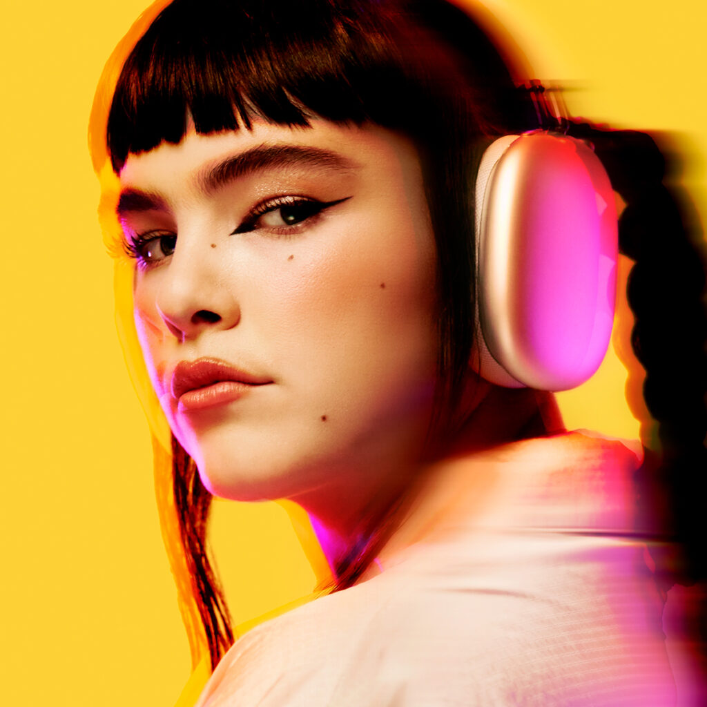 BENEE and Youthline New Zealand launch new song ‘Bagels’ to help young people calm anxious thoughts