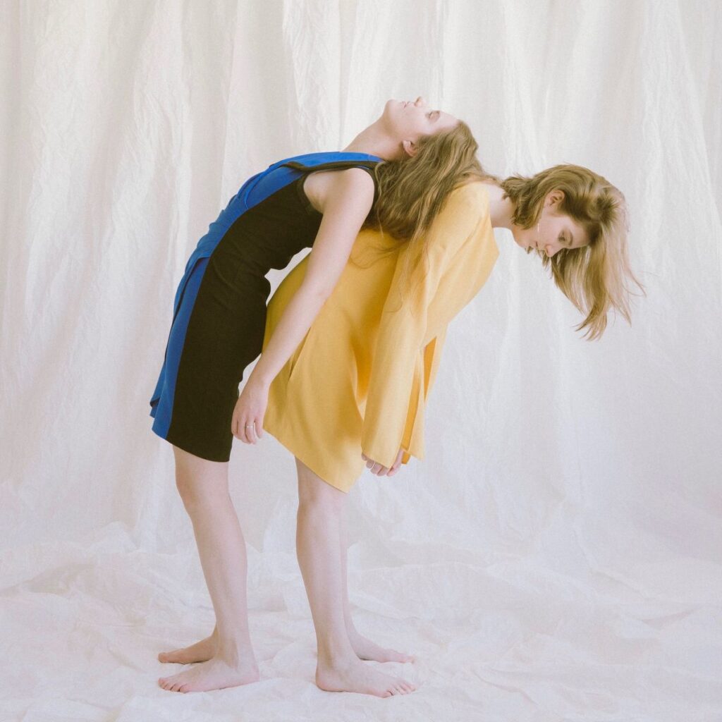 maeve & quinn share new single ‘Jeweler’s Row’