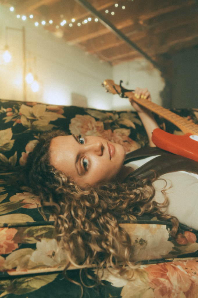 Izzy Mahoubi announces debut EP and shares new single/video ‘Cool Guy’