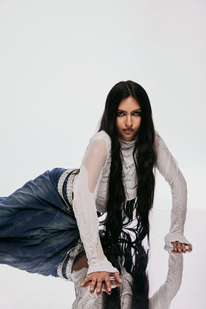 BODUR arrives with debut EP ÖZ and shares the video for ‘MUMMY’