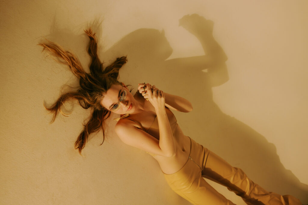Florence Arman shares new single/video ‘Good Girls’