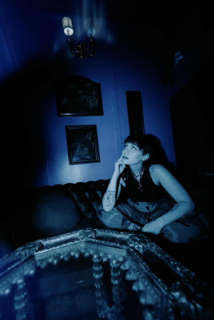 America Jayne shares new single/video ‘Life Of The Party’
