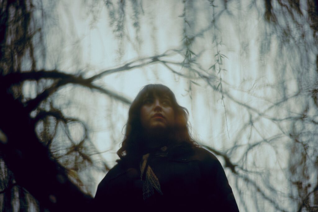 Tonguetied releases electronica tinged alt-pop single ‘Lessons’