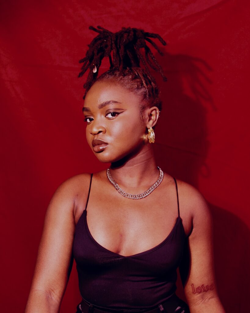 Lizzie Berchie unveils earnest new single ‘Flaws & All’