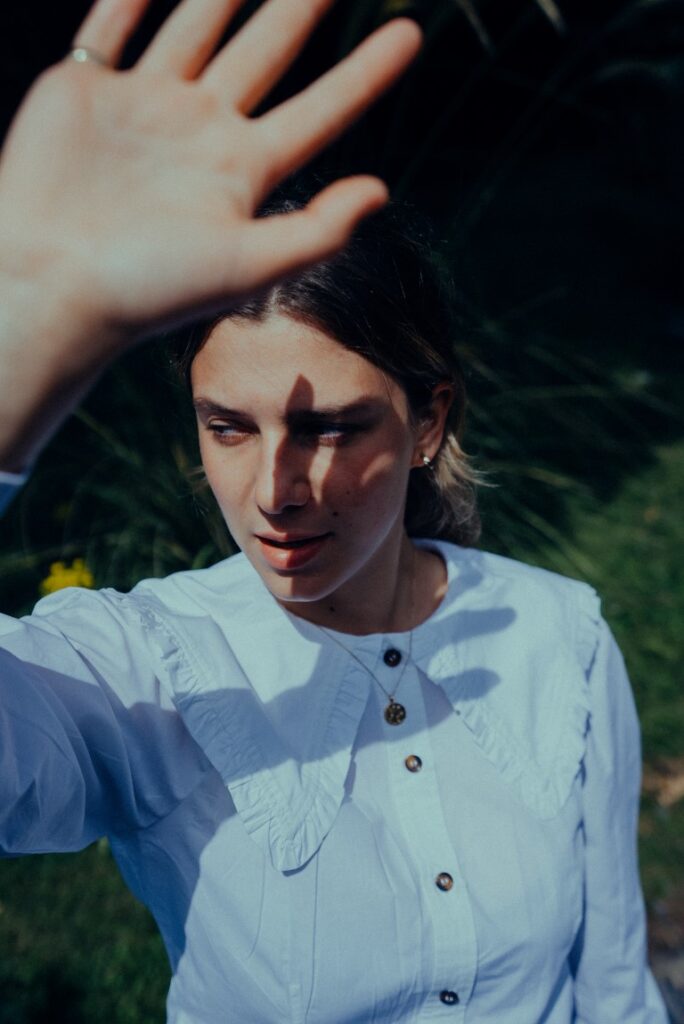 Rosie H Sullivan shares new single ‘Chapters’