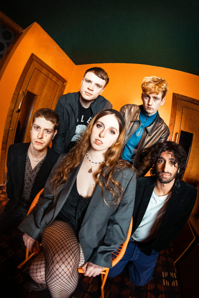 Sarah Johnsone releases soaring indie rock shoegaze single ‘Sofia’