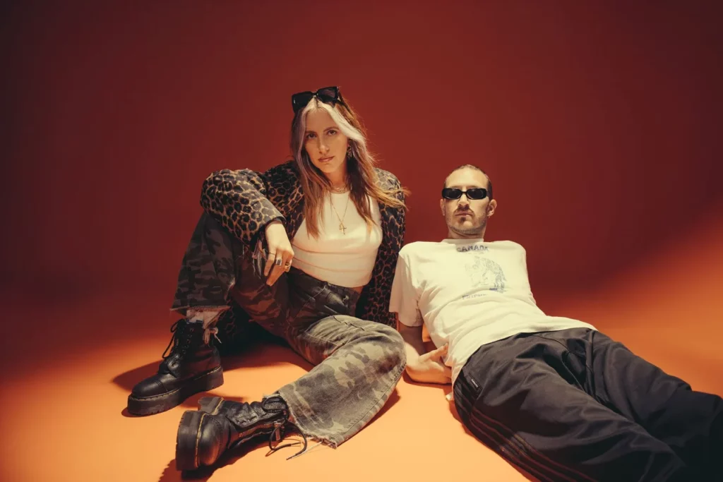 Shelf Lives highlight the fallacies of consumerism on flashy new single ‘Off The Rails’