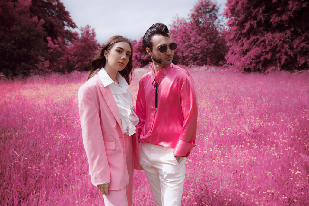 Wax-Tree-Cast share new single ‘Oliver Reed’