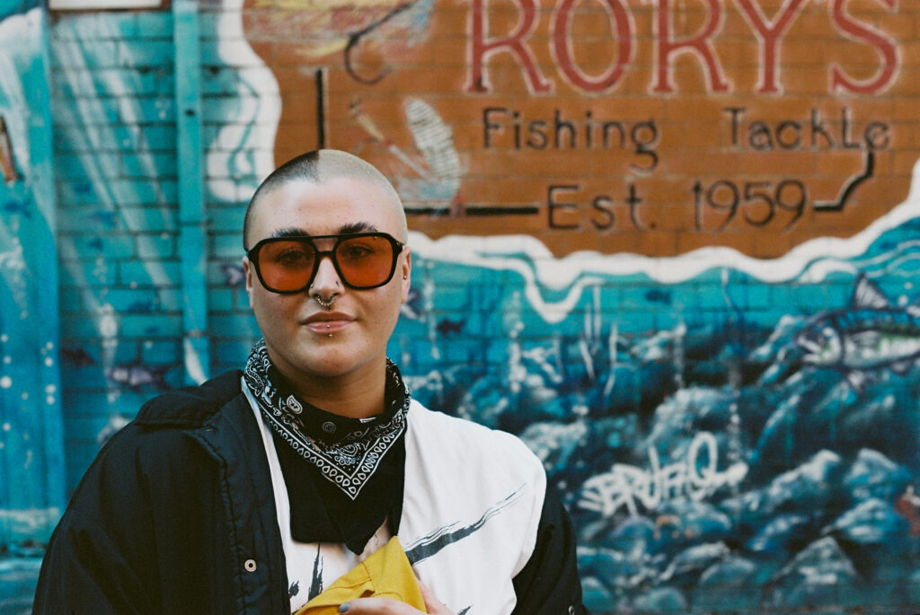 Chubby Cat releases D’n’B infused alt-pop ‘KISSIN IN THE VALLEY-O’