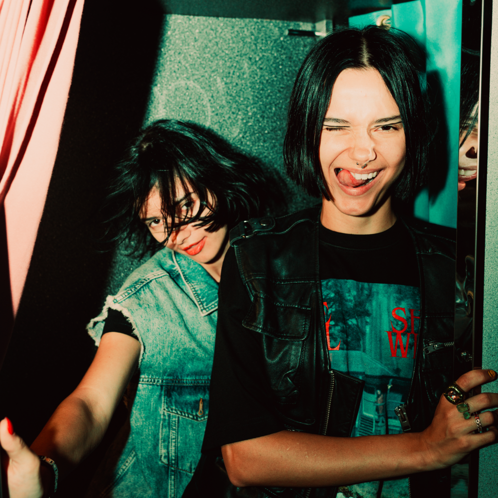 Bloom Twins share new single ‘Beats Not Bombs’