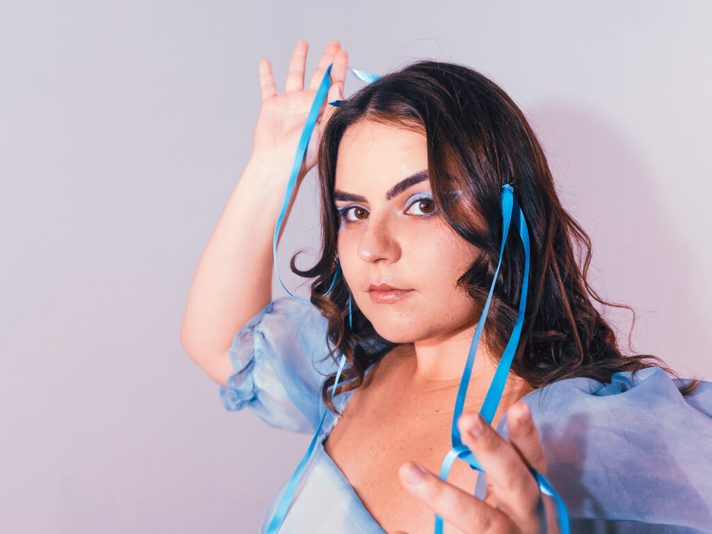 LAVELIN reveals her true self with debut single ‘Blind’
