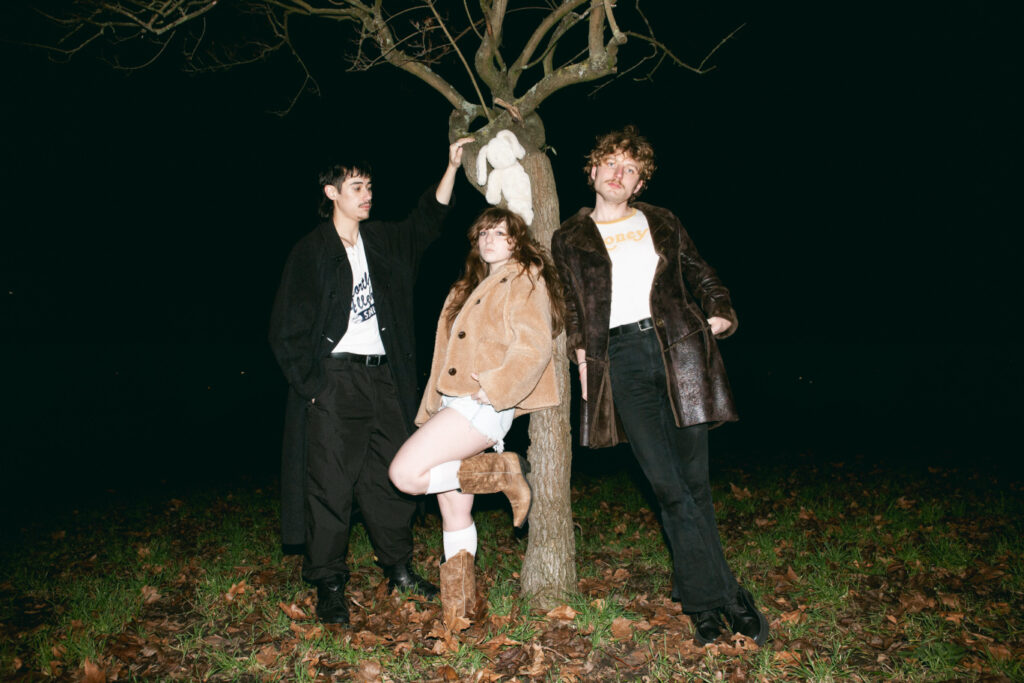 Cosmorat annouce debut EP & share new single ‘No Sleep’