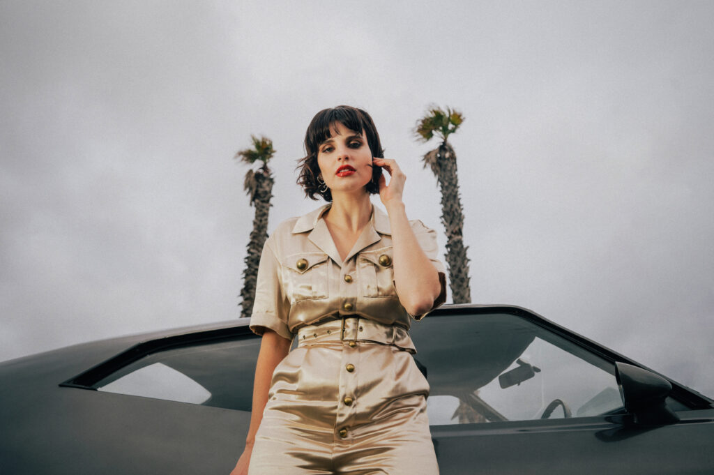 Imogen Clark kicks off the New Year with blistering rocker ‘All Hard Feelings’