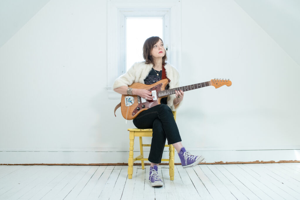 Mary Timony unveils new single ‘Summer’