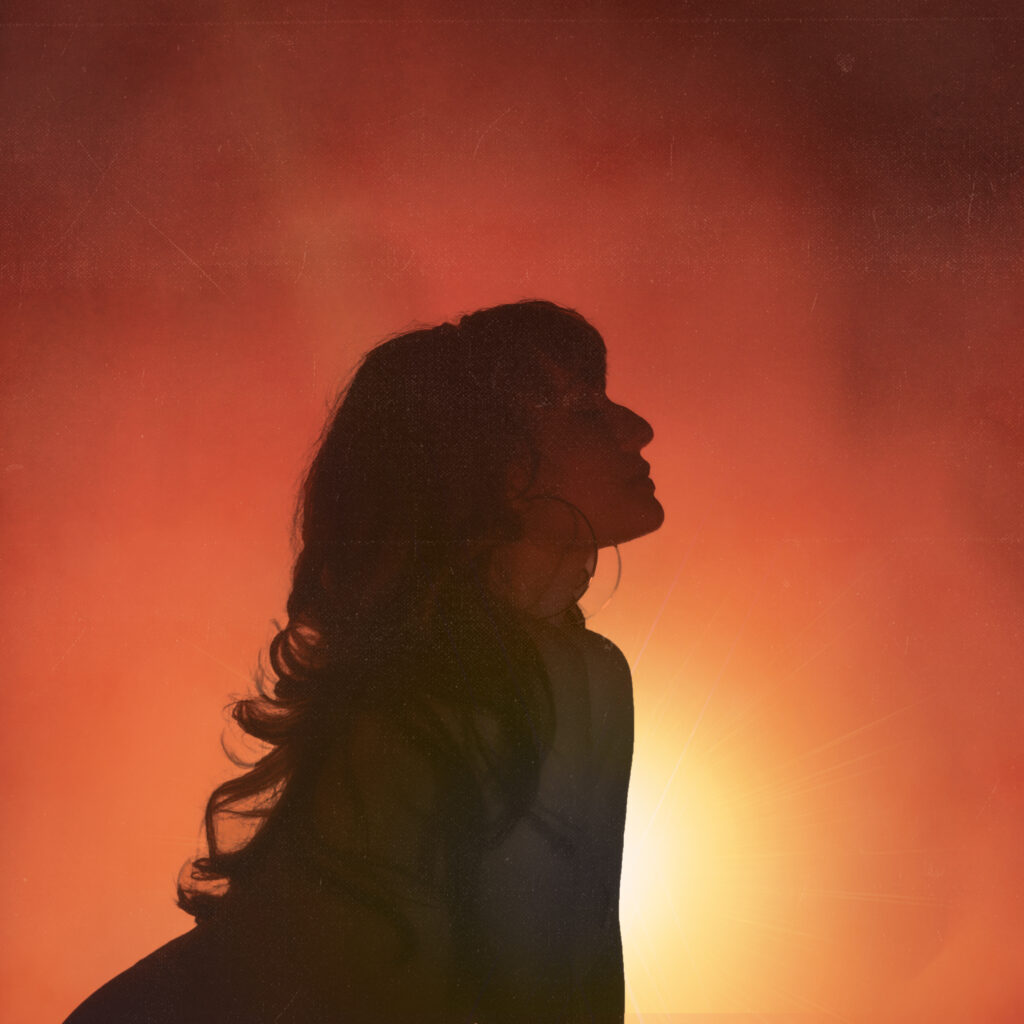 Niina Soleil announces debut LP Heliophilia; shares new single ‘Whiskey Valentine’