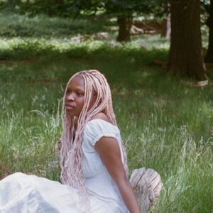 Read more about the article Essence Martins announces debut EP and shares new single ‘Wandering Souls’