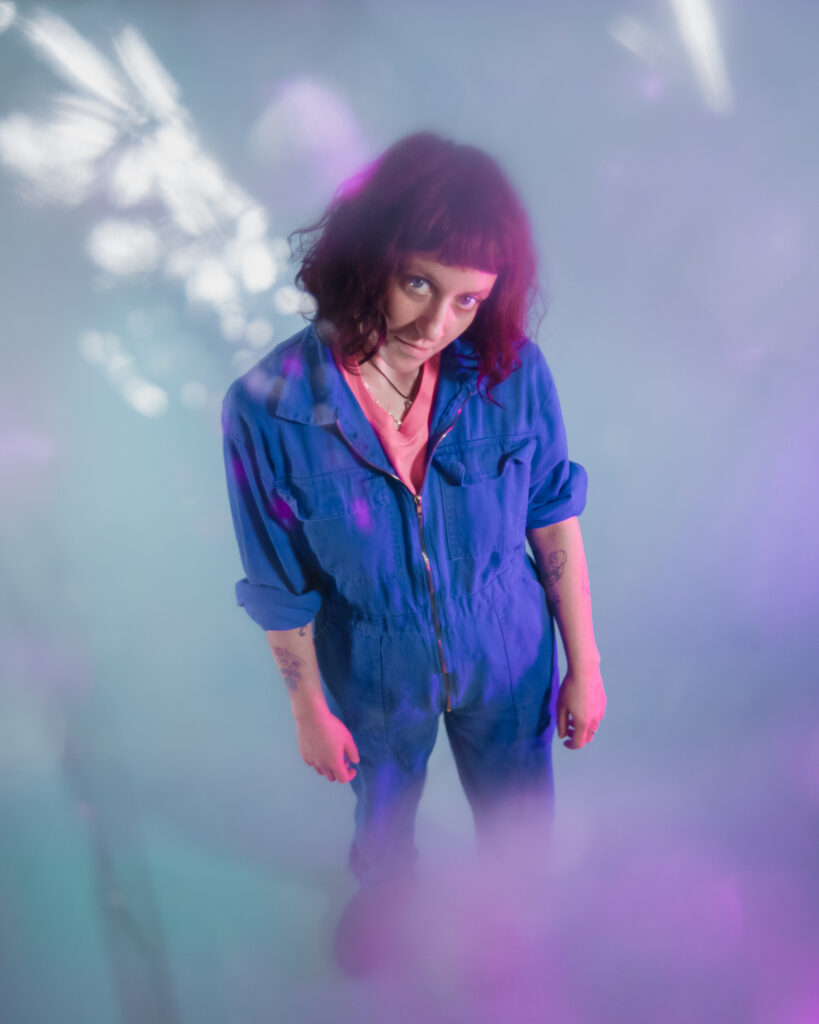 Tiiva shares defiant new single ‘TORNADOS’