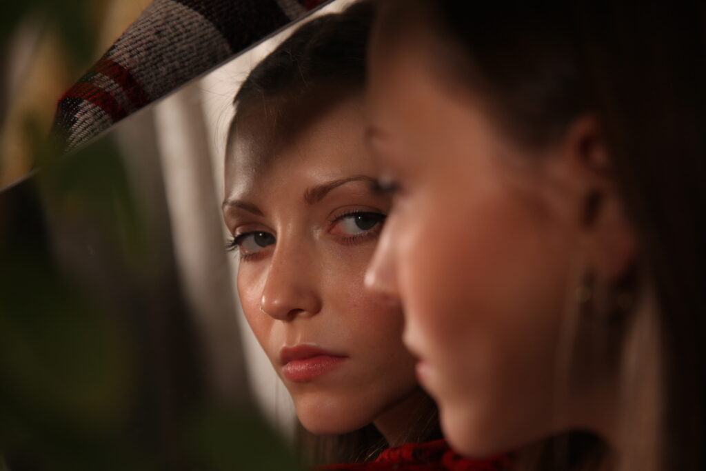 Molly Buchan releases new single ‘Ocean On The Moon’