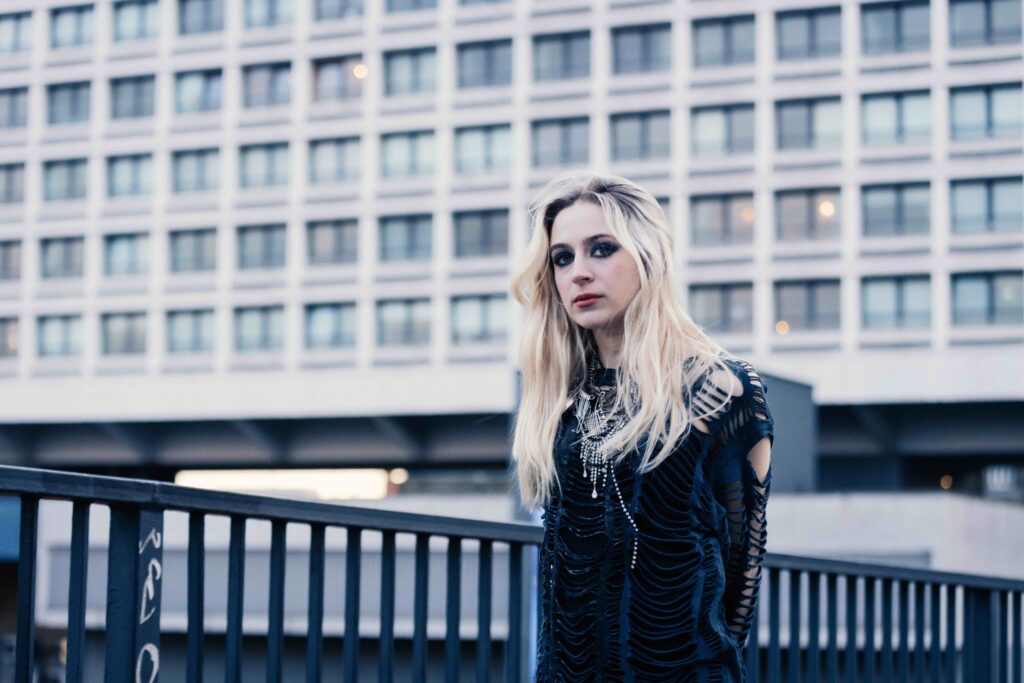 Lizzie Esau launches ‘Wait Too Late’, her biggest and boldest release to date