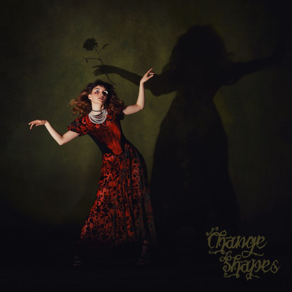 You are currently viewing Track of the Week: ‘Change Shapes’ by Lauren Mayberry