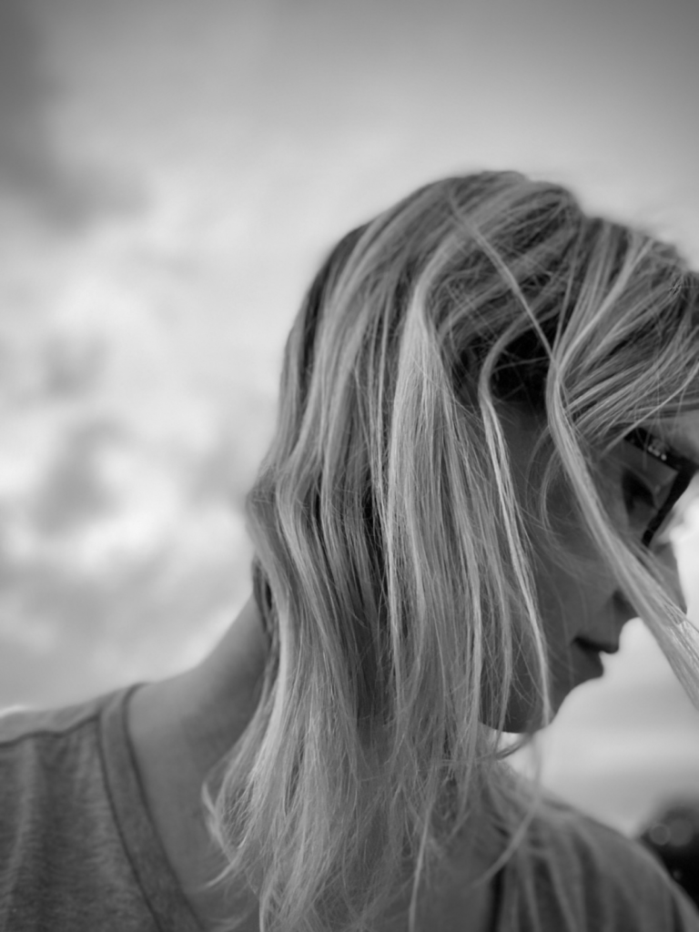Leah Martel releases debut single, ‘Everybody Out’